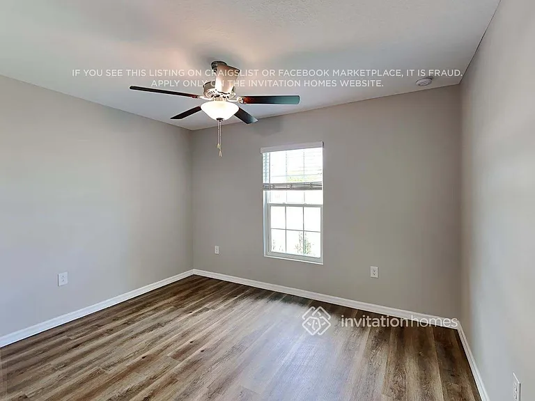 725 NW Juanita Ct — Photo 13