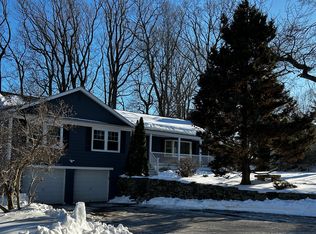 97 Godfrey Rd, Fairfield, CT 06825