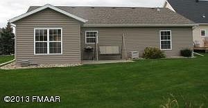 4th image of 725 16th Avenue Ct W