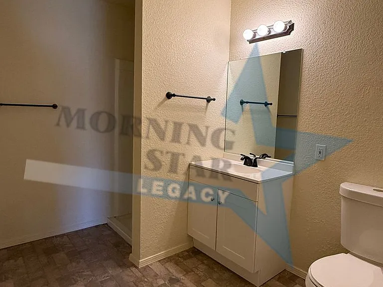 Spacious 2 bedroom floor plans! — Photo 13