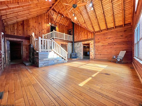 11th image of this home