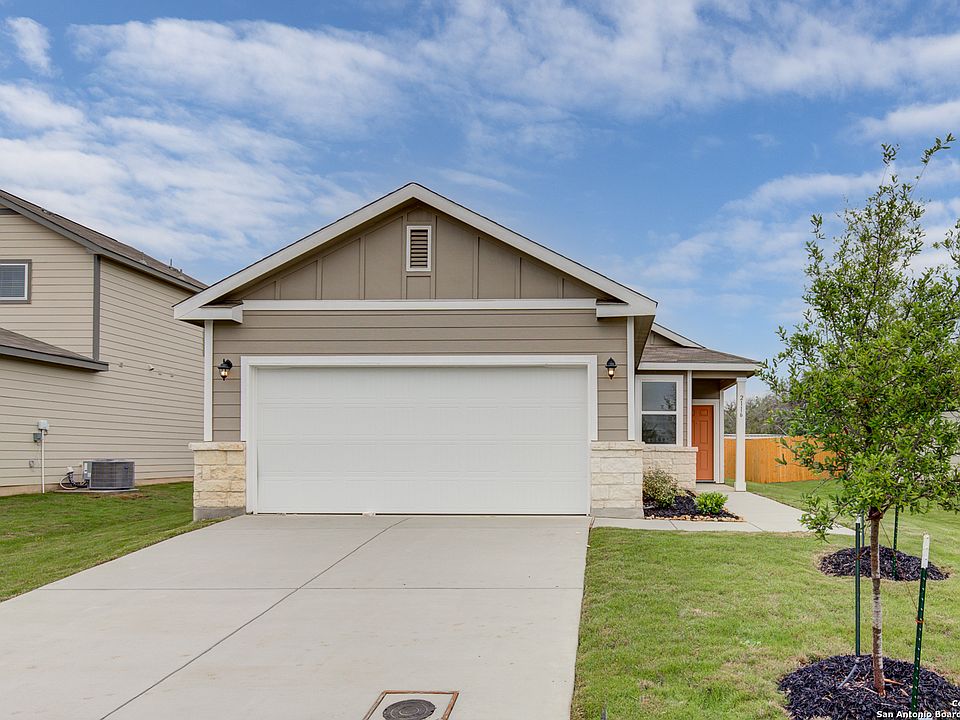 1st image of 2116 Darst Dr