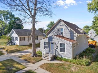 1749 Forest Ave, Beloit, WI 53511