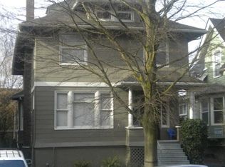 515 12th Ave E, Seattle, WA 98102
