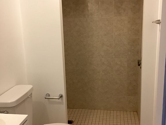 2nd image of 365 Harvard St