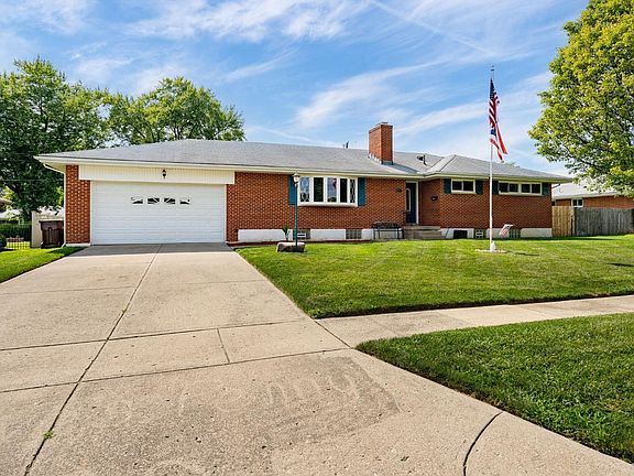 2nd image of 4257 Lamont Dr