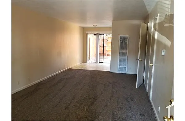 Building Photo - 1478 Valle Vista Ave