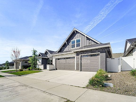 3rd image of 8462 W Suttle Lake Dr