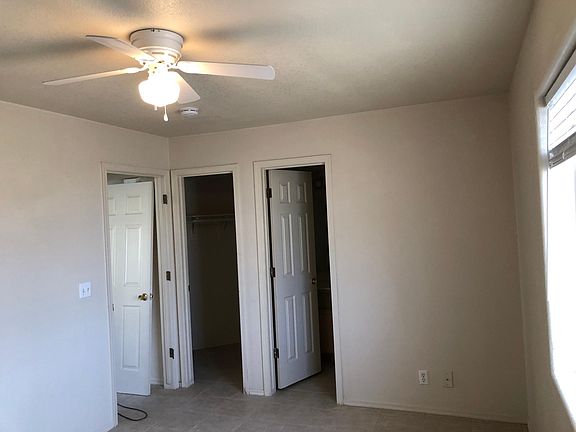 3rd image of 2980 Starline Dr