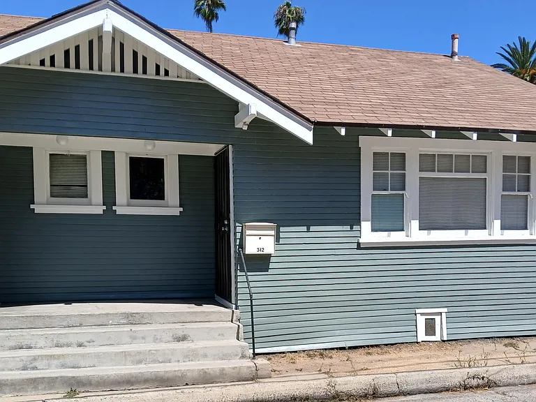 342 Cherry Ave — Photo 1