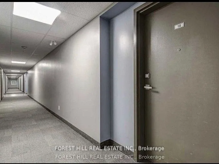 104 Summit Ridge Dr #110 — Photo 2