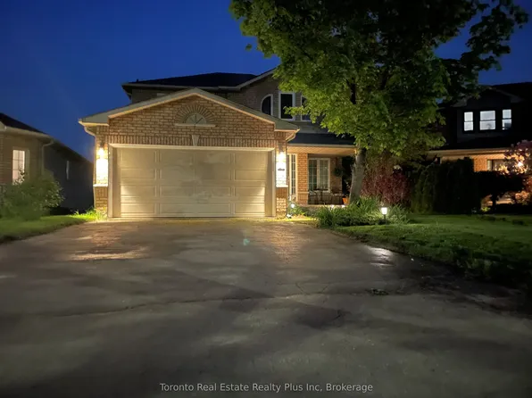 21 Nicholson Dr, Barrie, ON L4N 8L7