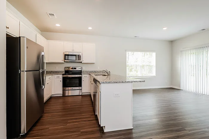 257 Clydesdale Cir — Photo 6