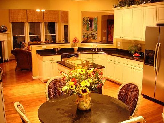 Kitchen with granite and island
