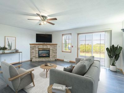 2367 EFFINGHAM Way, Sun Prairie, WI, 53590