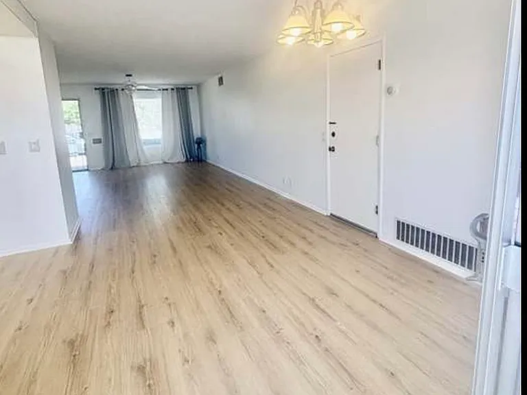 1121 W Mayberry Ave — Photo 15