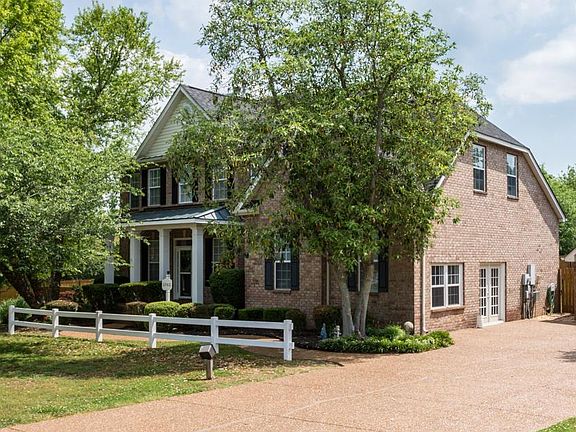 2nd image of 2062 Earl Pearce Cir
