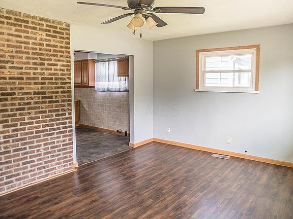 5th image of 221 Hunter Ave