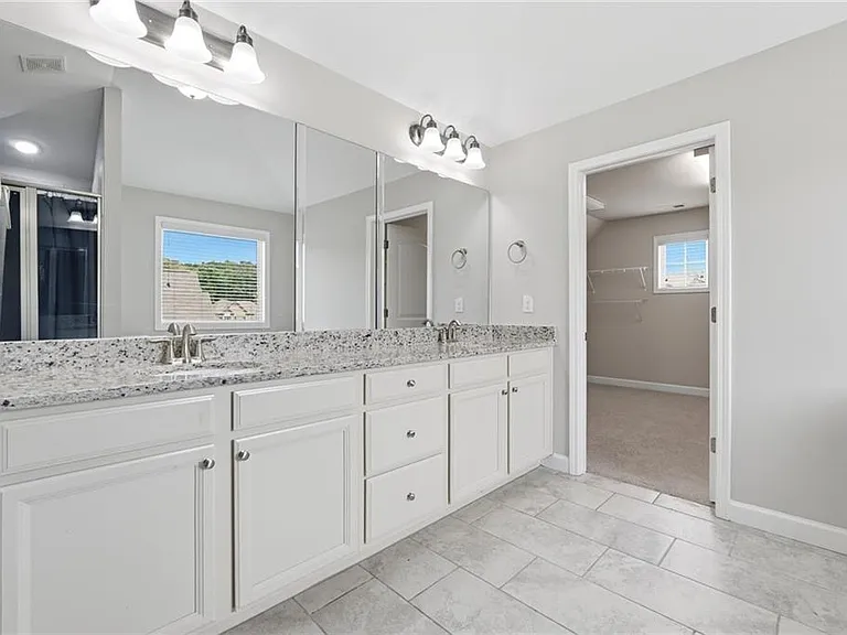 304 Cochin Dr — Photo 33