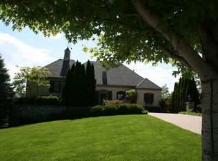 15204 Linden St, Leawood, KS 66224