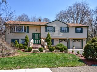 138 Andover Dr, Wayne, NJ 07470