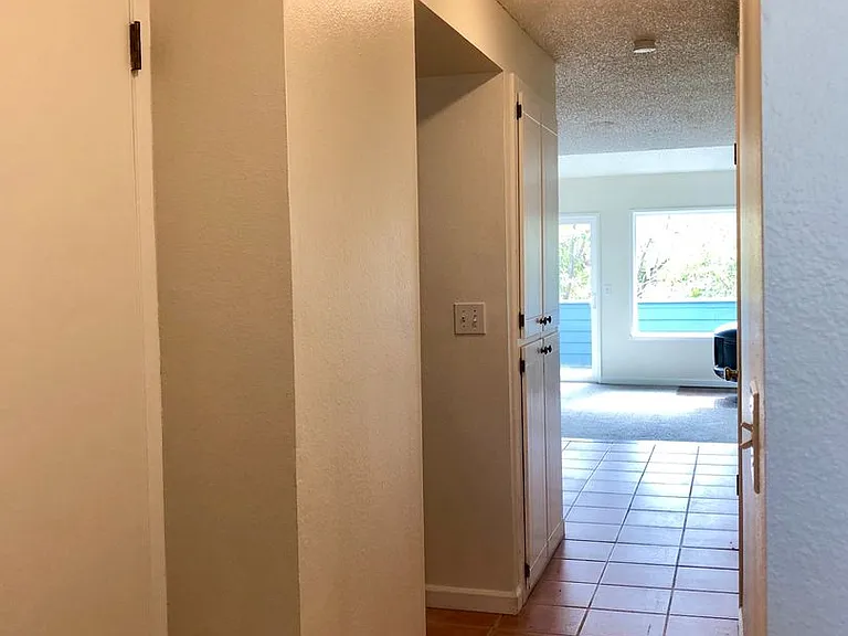 261 Shepard Way NW — Photo 12