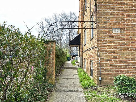 3rd image of 3653 Shaw Ave