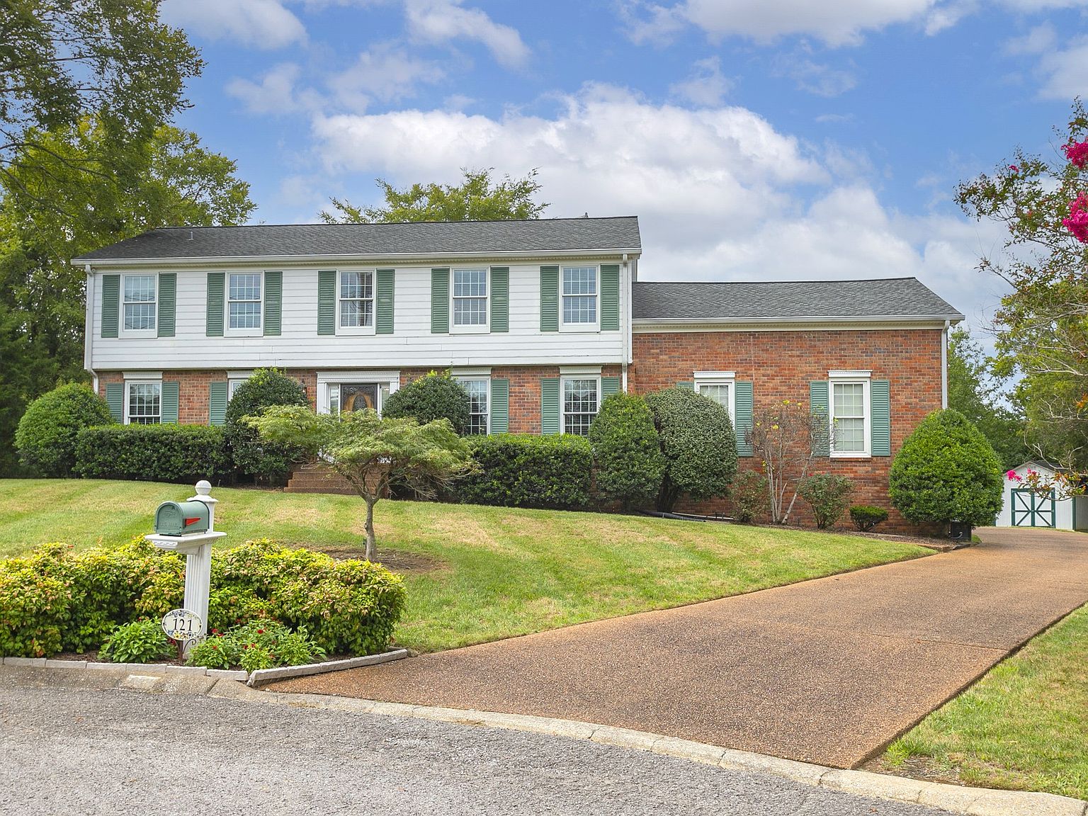 121 E Ervin Dr, Hendersonville, TN 37075 Zillow