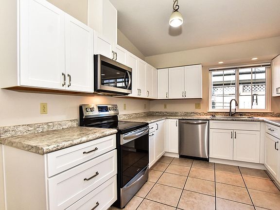 4th image of 3586 Sweetgum Street