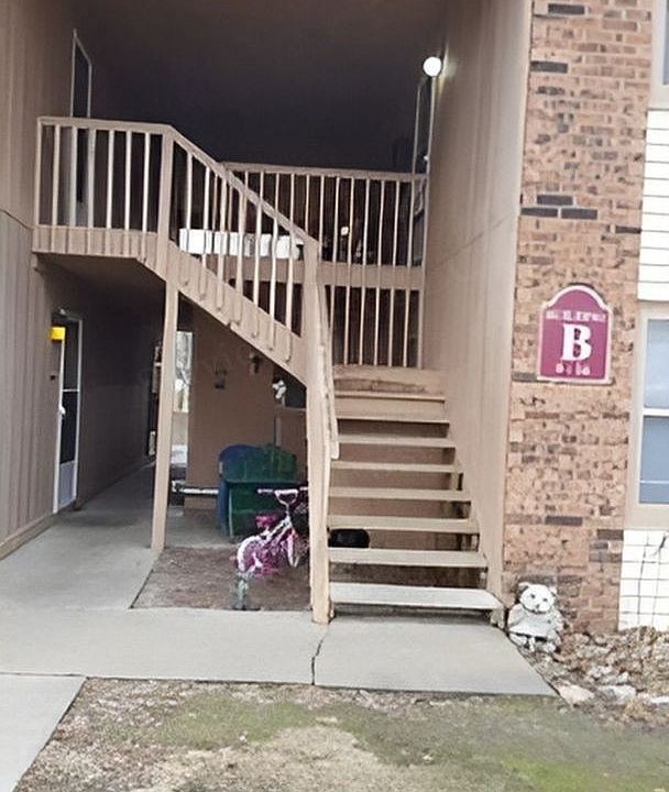 1st image of 200 Church St #11