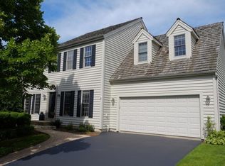 4875 Kings Way W, Gurnee, IL 60031