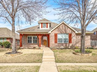 6325 Pebble Beach Ct, North Richland Hills, TX 76180