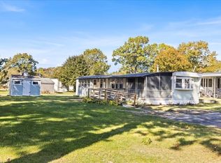 2 Candlelight Dr, Plymouth, MA 02360