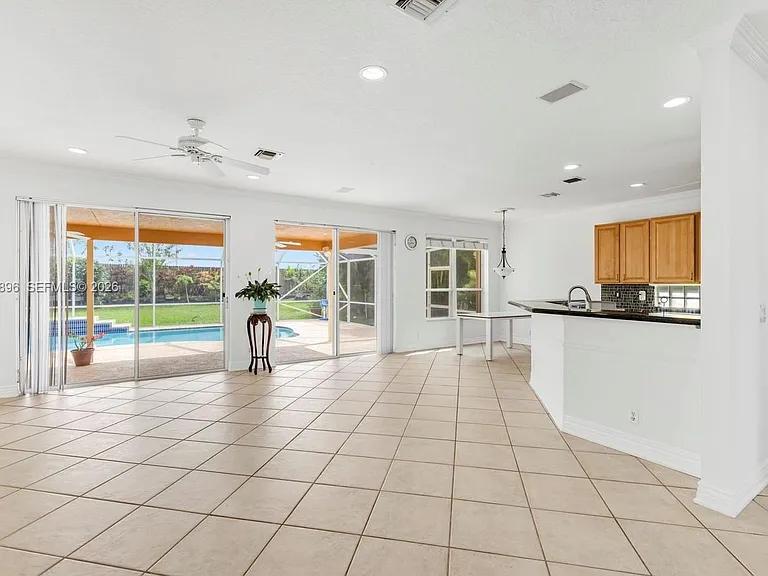 12686 Little Palm Ln — Photo 3