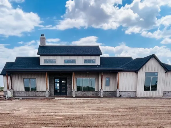 6824 Sunset Ln, Ropesville, TX 79358
