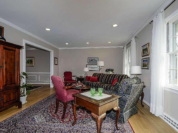 4th image of 8228 Brittainy Dr