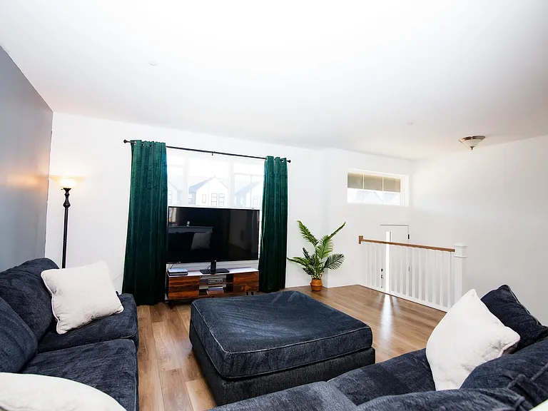 313 Estate Dr — Photo 26