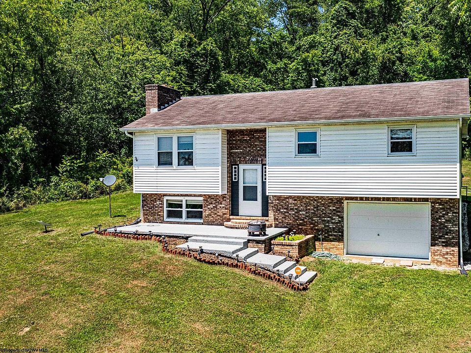 1st image of 210 Rosedale Hill Rd