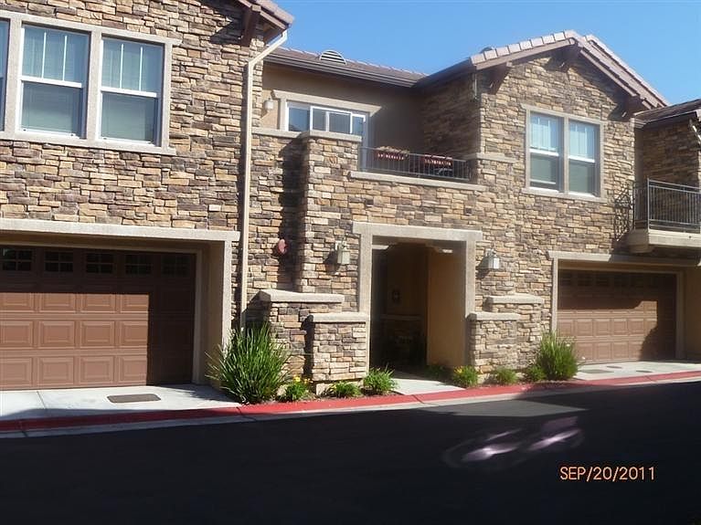 1st image of 3301 N Park Dr Unit 3415
