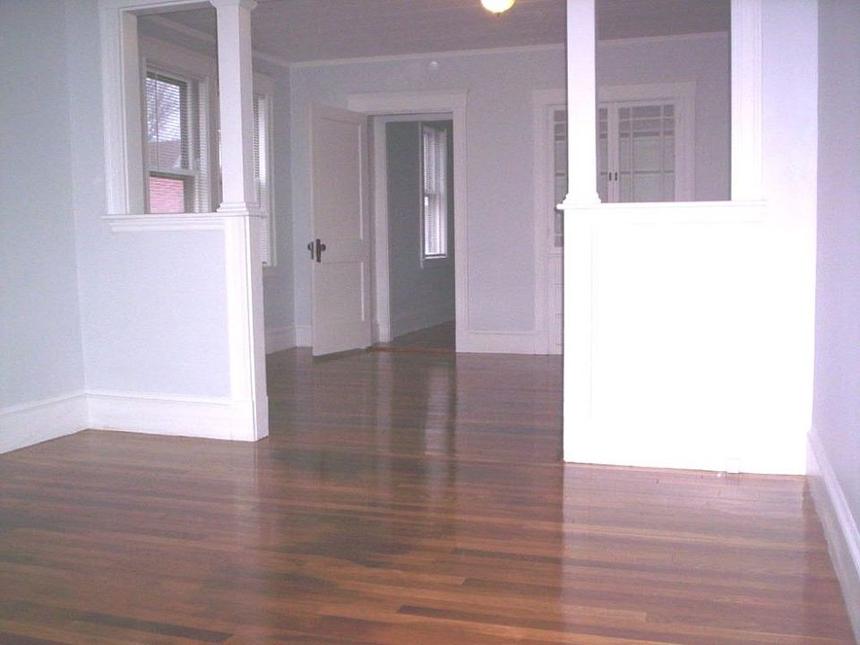 1st image of 95 Franklin Ave