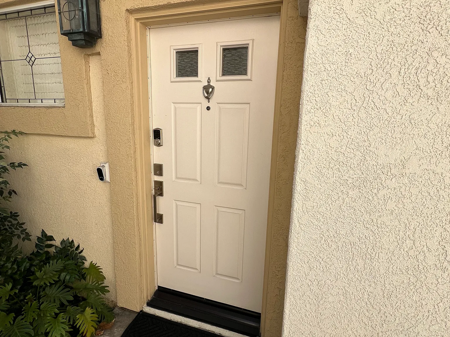 2 bed, 1123 sqft, $4,950 — Photo 4
