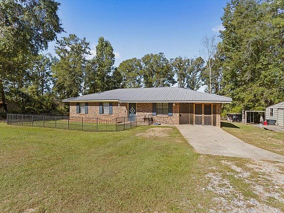 2nd image of 69 Smyrna Rd