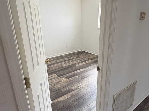 5th image of 1012 Woodward Ave #A