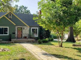 1101 SW Wayne Ave, Topeka, KS 66604