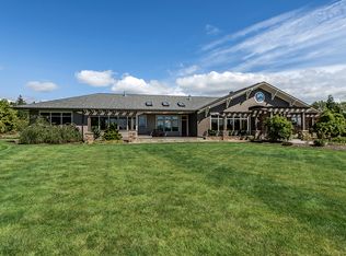 11915 Heron Ln, Mount Vernon, WA 98273