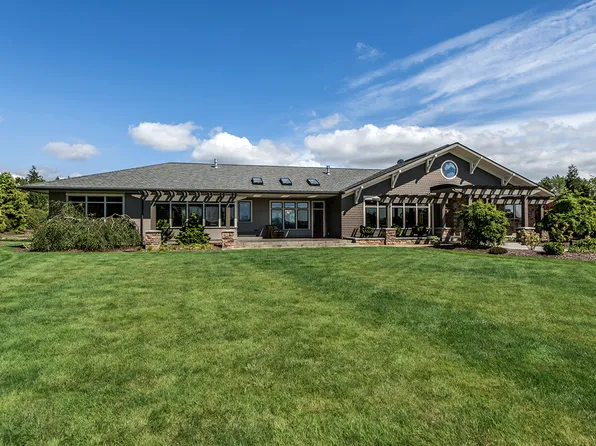 11915 Heron Ln, Mount Vernon, WA 98273