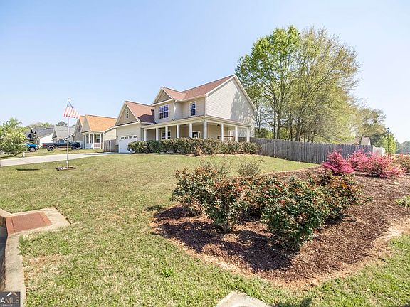 5th image of 400 Ansley Ave