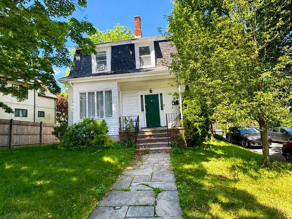 60 Parsons St, Brighton, MA 02135