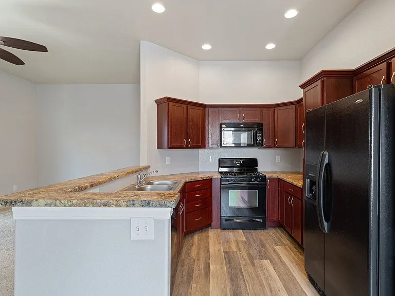 1675 Little Bear Creek Point #201 — Photo 11