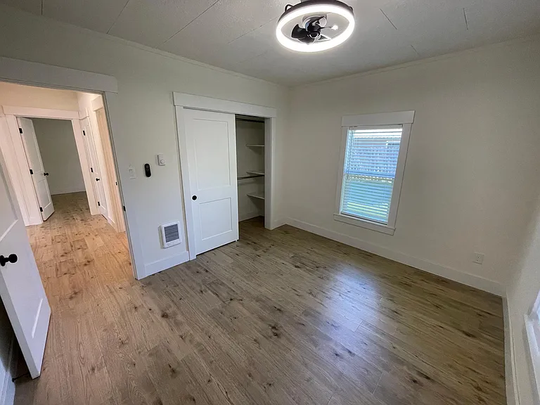 Bedroom #1
